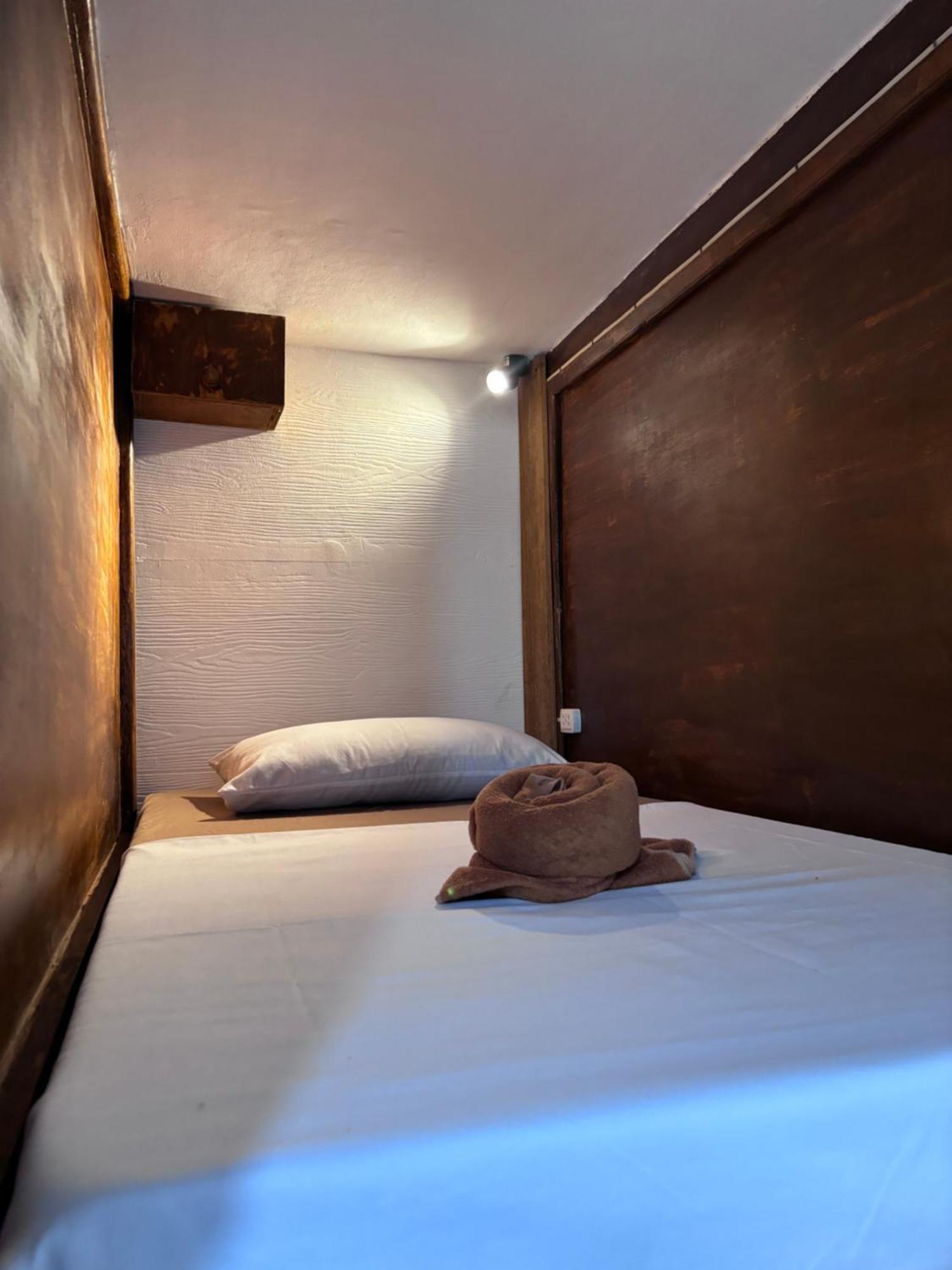 Paradiso Hostel Эль-Нидо Экстерьер фото