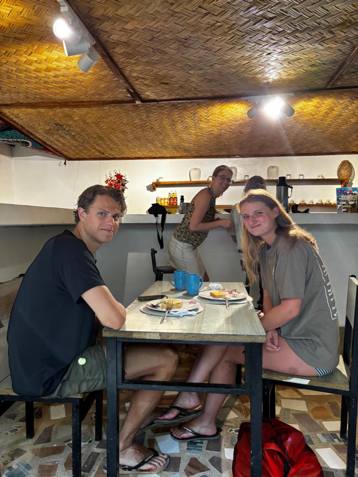 Paradiso Hostel Эль-Нидо Экстерьер фото